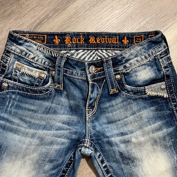 Rock Revival Karlie Capri 👖 Jeans SIZE 25🛍 - Picture 3 of 11